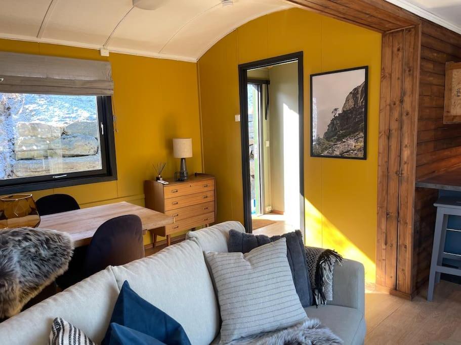 Koselig Gardshus Holiday home